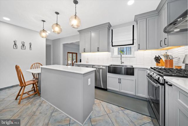 710 FOX CHASE CIR, Bear, DE 19701