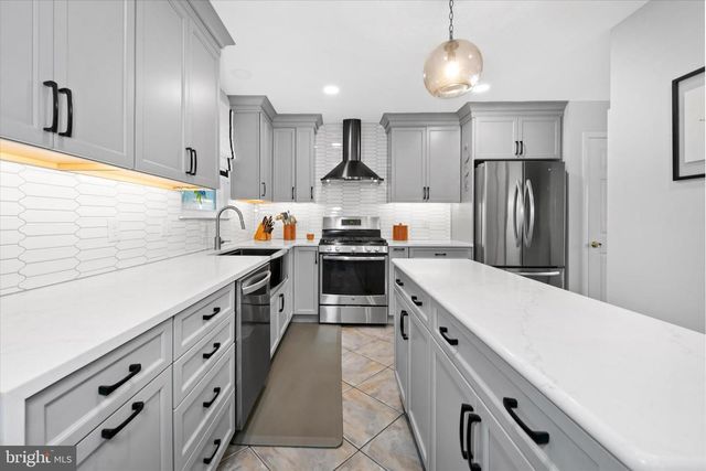 710 FOX CHASE CIR, Bear, DE 19701