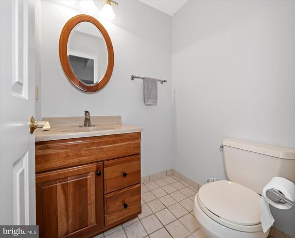 710 FOX CHASE CIR, Bear, DE 19701