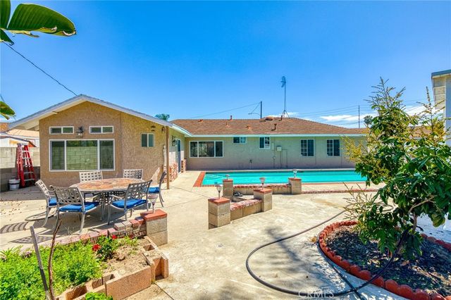 13281 Mono Place, Westminster, CA 92683