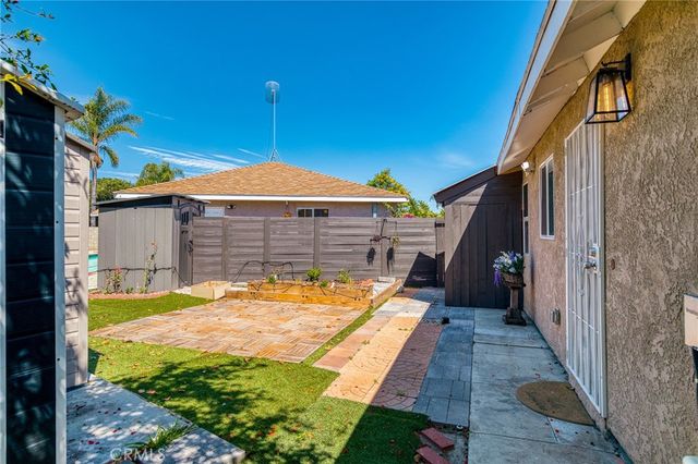 13281 Mono Place, Westminster, CA 92683