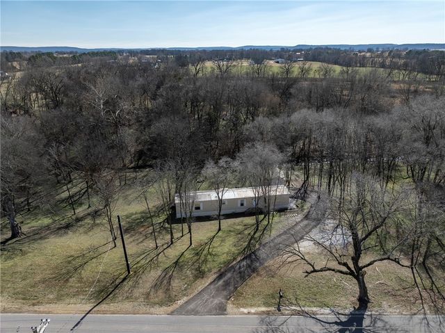 15025 Bethel Blacktop Road, Prairie Grove, AR 72753