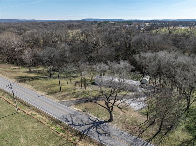 15025 Bethel Blacktop Road, Prairie Grove, AR 72753