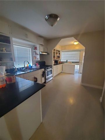 918 E 37th ST A, Austin, TX 78705