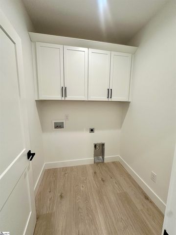 960 Goodjoin Road, Campobello, SC 29322