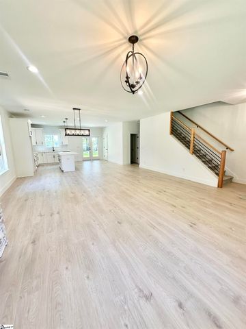 960 Goodjoin Road, Campobello, SC 29322