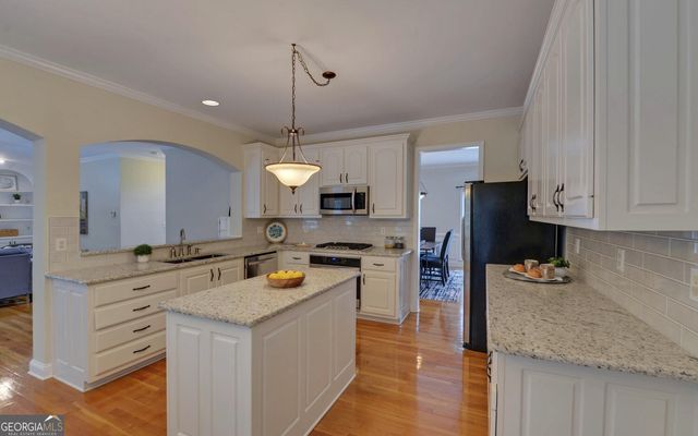 1871 Birch Briar Bend, Lawrenceville, GA 30043