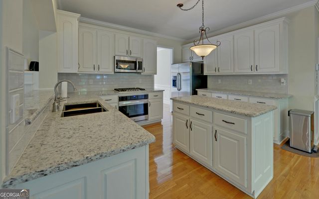 1871 Birch Briar Bend, Lawrenceville, GA 30043