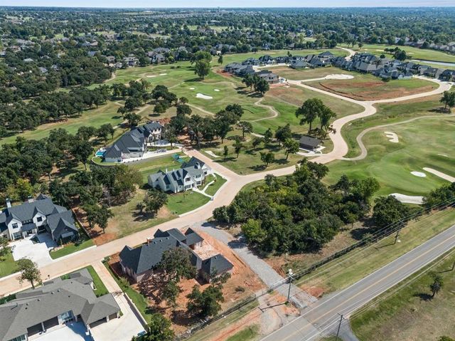 6201 Canopy Lane, Edmond, OK 73025