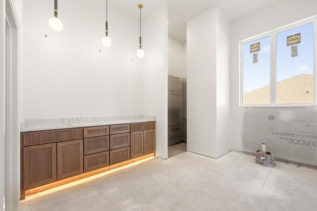 6201 Canopy Lane, Edmond, OK 73025