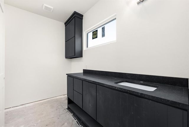 6201 Canopy Lane, Edmond, OK 73025