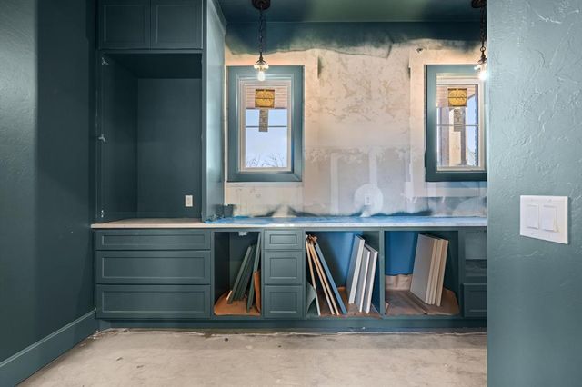 6201 Canopy Lane, Edmond, OK 73025