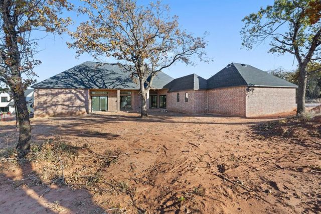 6201 Canopy Lane, Edmond, OK 73025