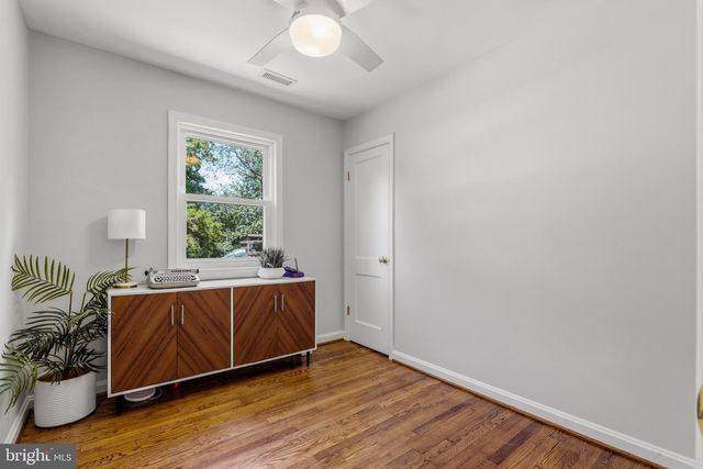 3400 DONA AVE, Alexandria, VA 22303