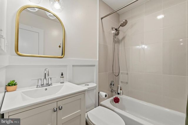 3400 DONA AVE, Alexandria, VA 22303