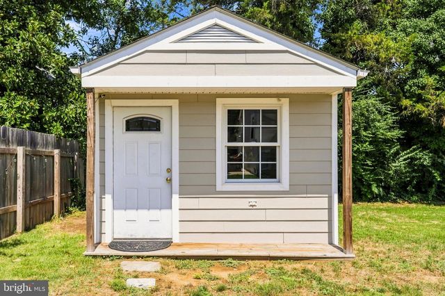 3400 DONA AVE, Alexandria, VA 22303