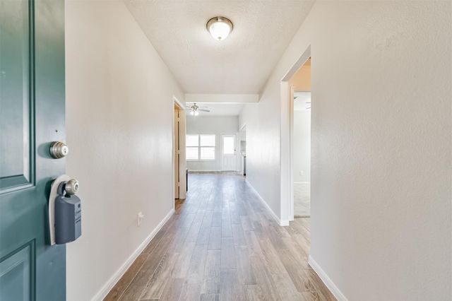 9102 Amberjack Drive, Texas City, TX 77591