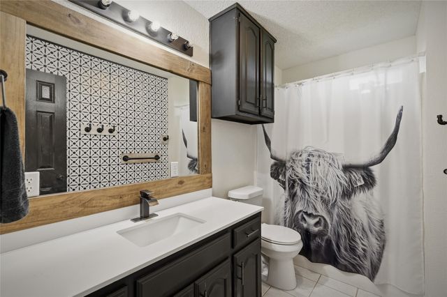 501 N Van Zandt Street, Tioga, TX 76271