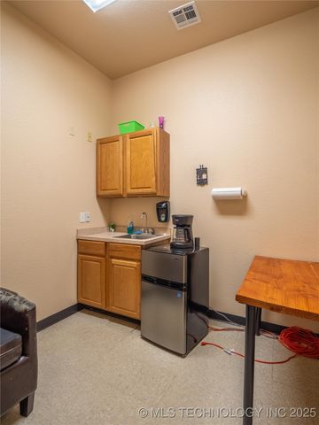 1501 E Wade Watts, Mcalester, OK 74501