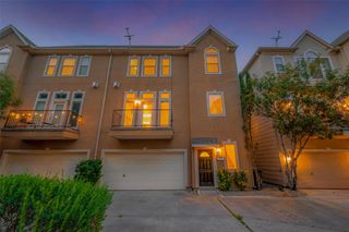 1319 Birdsall Street, Houston, TX 77007