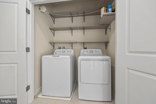 1010 RIBBON LIMESTONE TER SE, Leesburg, VA 20175