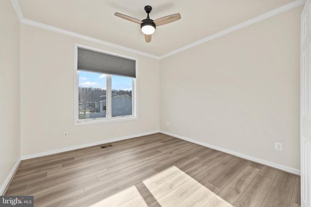 1010 RIBBON LIMESTONE TER SE, Leesburg, VA 20175