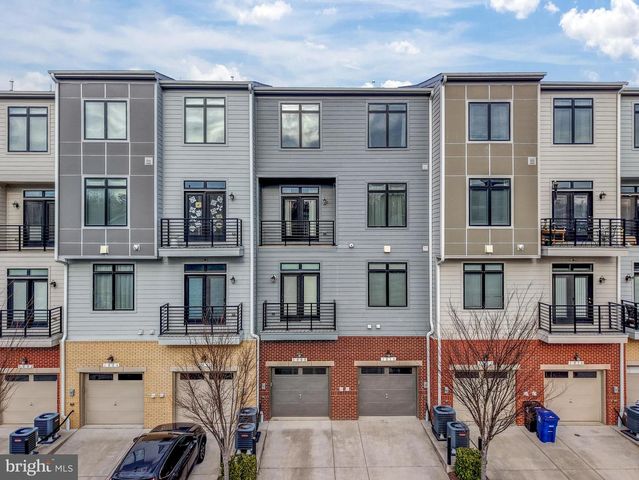 1010 RIBBON LIMESTONE TER SE, Leesburg, VA 20175