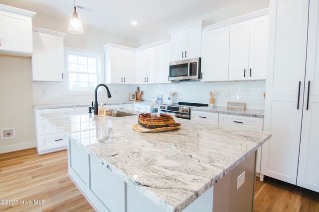 584 Forest Knolls Road, Goldsboro, NC 27534