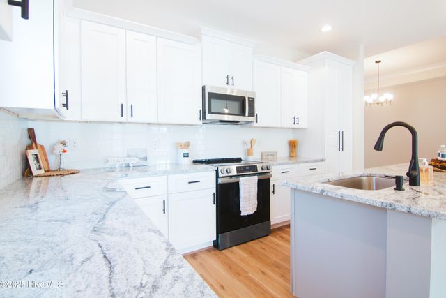 584 Forest Knolls Road, Goldsboro, NC 27534