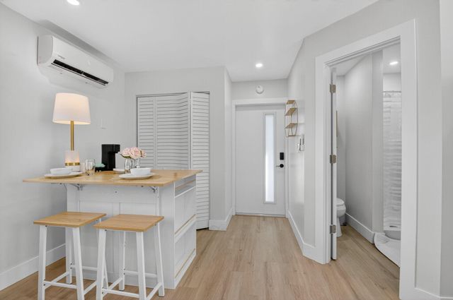 325 De Carie Street, Delray Beach, FL 33444