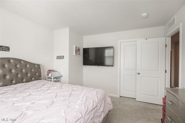 34399 Sylvia Drive, Eastlake, OH 44095