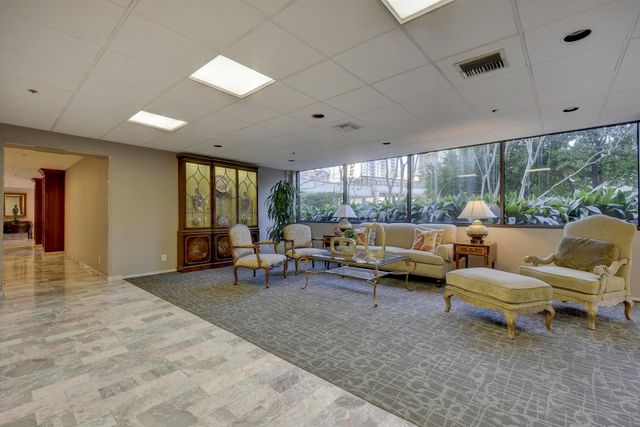40 N Interstate 35 7D4, Austin, TX 78701