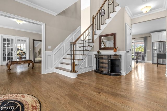 1 Thames Ln, Raritan Twp., NJ 08822