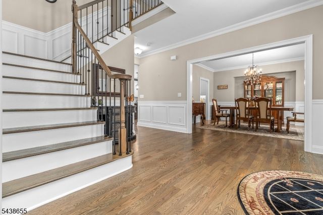 1 Thames Ln, Raritan Twp., NJ 08822