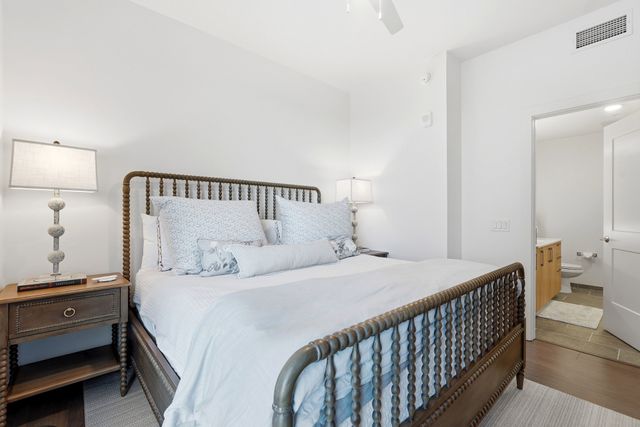 1212 Demonbreun St Apt 1402, Nashville, TN 37203