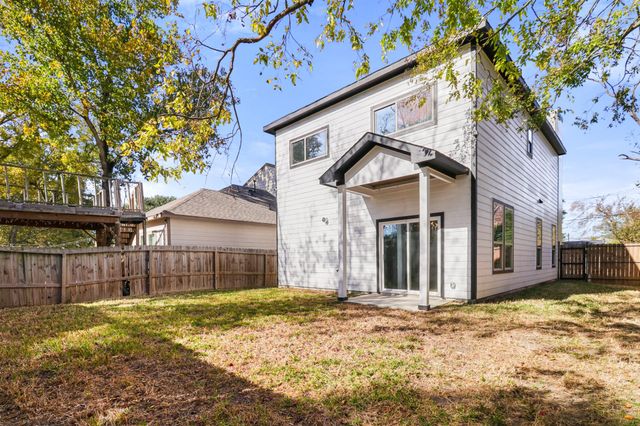 8046 Chateau Street, Houston, TX 77028