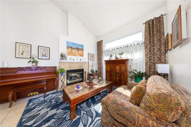 997 Lotus Circle, San Dimas, CA 91773