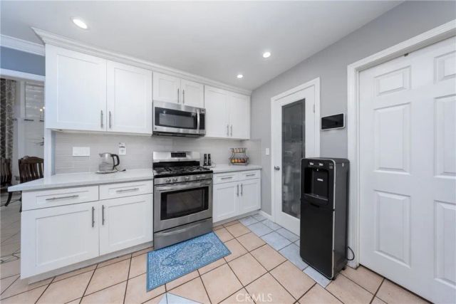 997 Lotus Circle, San Dimas, CA 91773