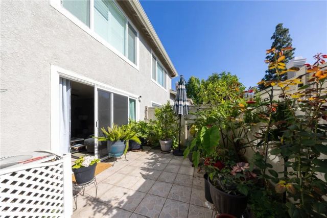 997 Lotus Circle, San Dimas, CA 91773