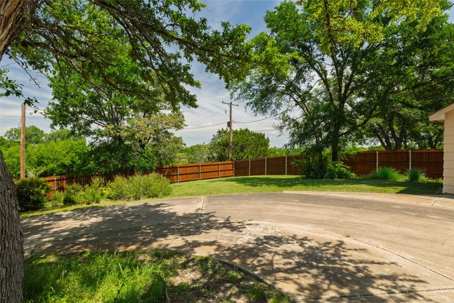 417 Big Creek Road, Willow Park, TX 76087