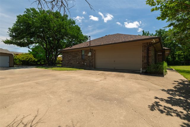417 Big Creek Road, Willow Park, TX 76087