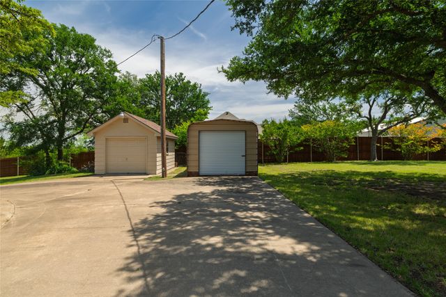 417 Big Creek Road, Willow Park, TX 76087