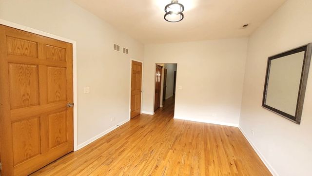 4142 W Kamerling Avenue 1, Chicago, IL 60651