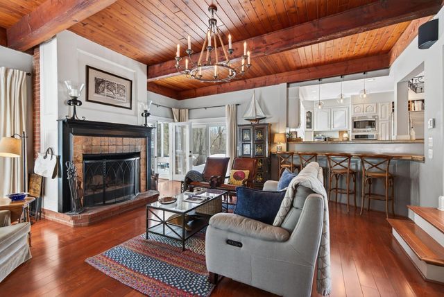 188 Kensington Road, Hampton Falls, NH 03844