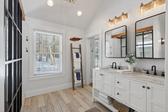 188 Kensington Road, Hampton Falls, NH 03844