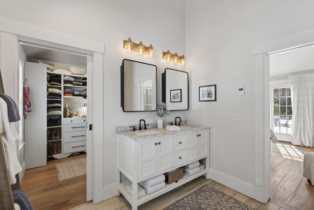 188 Kensington Road, Hampton Falls, NH 03844