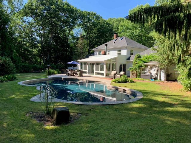 188 Kensington Road, Hampton Falls, NH 03844