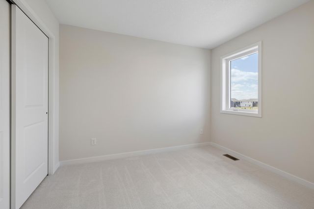 16905 Draft Horse Boulevard, Lakeville, MN 55044