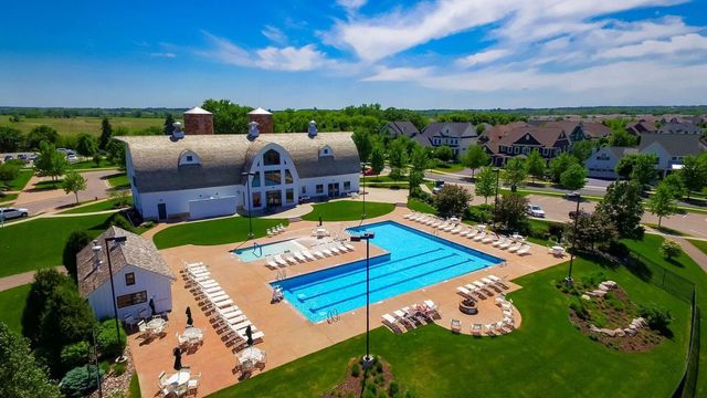 16905 Draft Horse Boulevard, Lakeville, MN 55044