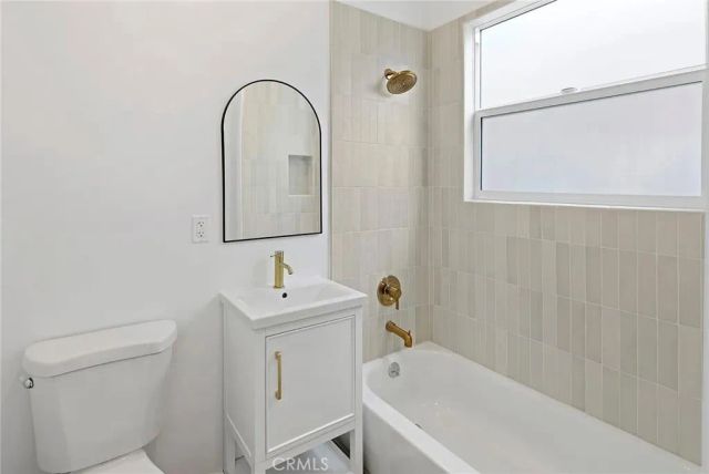 1827 E 4th 2, Long Beach, CA 90802